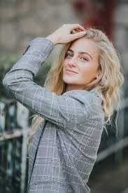 Eva N.